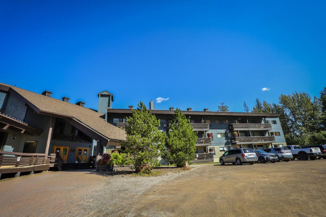 Griz Inn By Stayin Fernie Eksteriør bilde