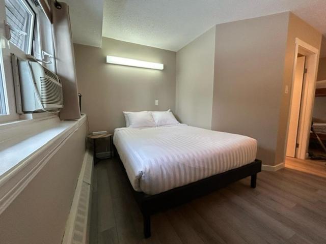 Griz Inn By Stayin Fernie Rom bilde